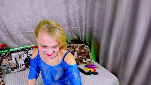 Image 6 of miss_bekker Stream on Chaturbate on 8 months ago