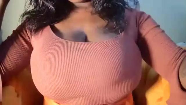 Image 6 of miss_blorps Stream on Chaturbate on 18 months ago