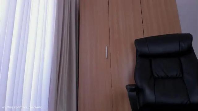 Image 6 of miss_boobtastic Stream on Chaturbate on 18 days ago