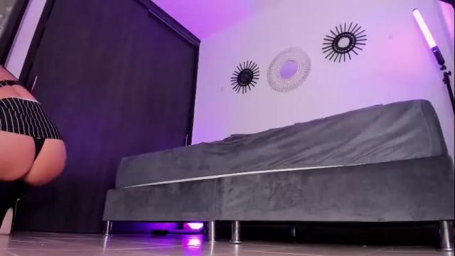 Image 2 of miss_charlize__ Stream on Chaturbate on 1 month ago
