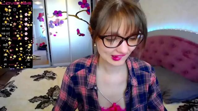 Image 2 of miss_cleoo Stream on Chaturbate on 19 months ago