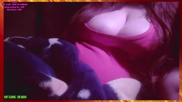 Image 2 of miss_cochonne Stream on Chaturbate on 16 months ago
