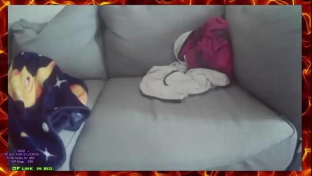 Image 3 of miss_cochonne Stream on Chaturbate on 14 months ago