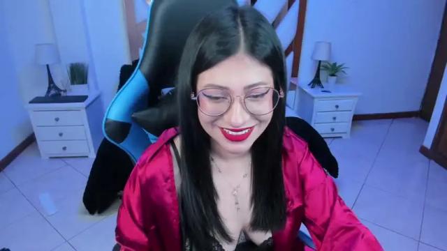 Image 8 of miss_coralkiing Stream on Chaturbate on 18 months ago