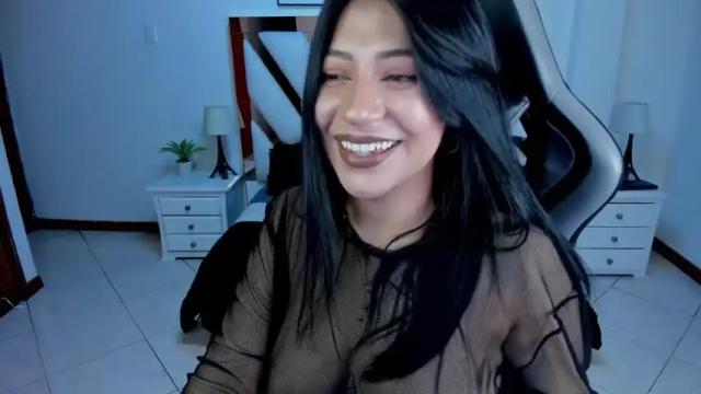 Image 6 of miss_coralkiing Stream on Chaturbate on 18 months ago