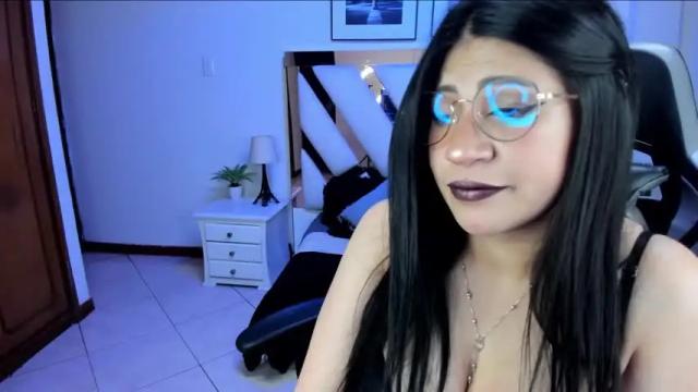 Image 10 of miss_coralkiing Stream on Chaturbate on 17 months ago