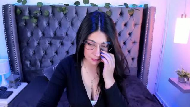 Image 4 of miss_coralkiing Stream on Chaturbate on 15 months ago
