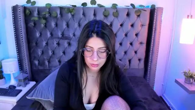 Image 8 of miss_coralkiing Stream on Chaturbate on 15 months ago