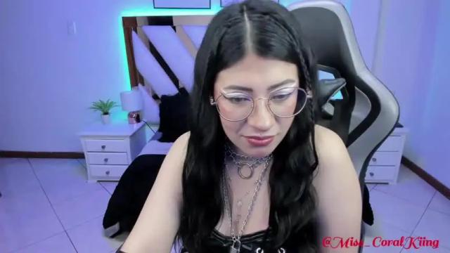 Image 8 of miss_coralkiing Stream on Chaturbate on 15 months ago
