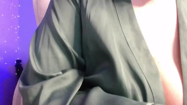 Image 3 of miss_daniels Stream on Chaturbate on 14 months ago