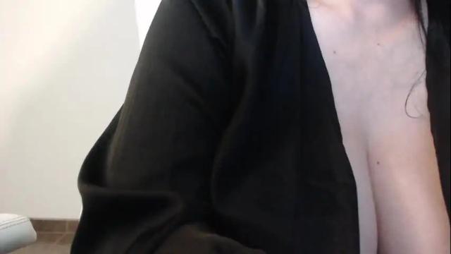 Image 6 of miss_daniels Stream on Chaturbate on 1 month ago