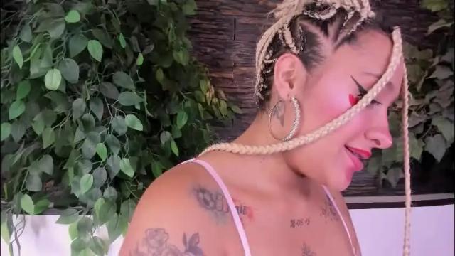 Image 11 of miss_danika Stream on Chaturbate on 1 month ago