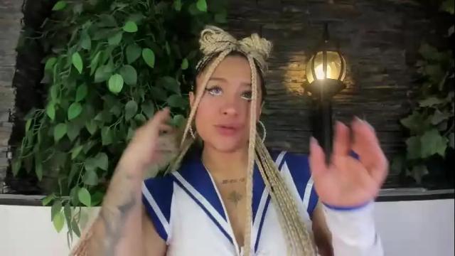 Image 2 of miss_danika Stream on Chaturbate on 1 month ago