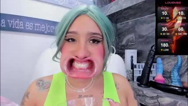 Image 8 of miss_danika Stream on Chaturbate on 1 month ago