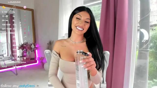 Image 6 of miss_diamond__ Stream on Chaturbate on 25 days ago
