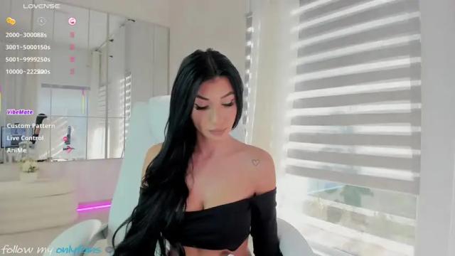 Image 10 of miss_diamond__ Stream on Chaturbate on 1 month ago