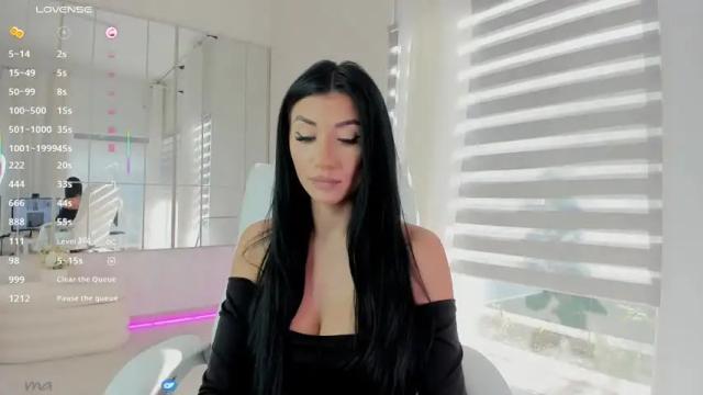 Image 12 of miss_diamond__ Stream on Chaturbate on 1 month ago