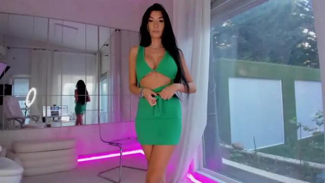 Image 2 of miss_diamond__ Stream on Chaturbate on 1 month ago