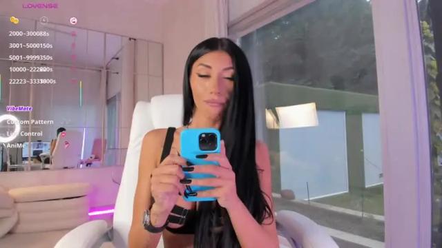 Image 3 of miss_diamond__ Stream on Chaturbate on 1 month ago