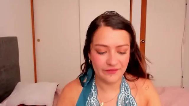Image 2 of miss_ema1 Stream on Chaturbate on 14 months ago