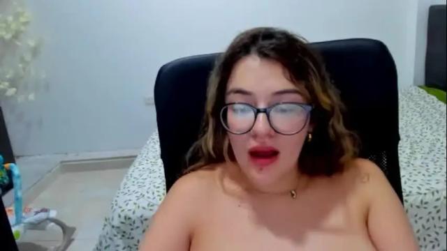 Image 8 of miss_ema1 Stream on Chaturbate on 1 month ago