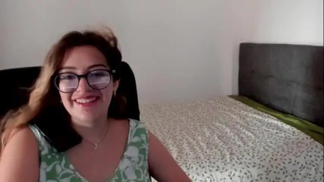 Image 11 of miss_ema1 Stream on Chaturbate on 22 days ago