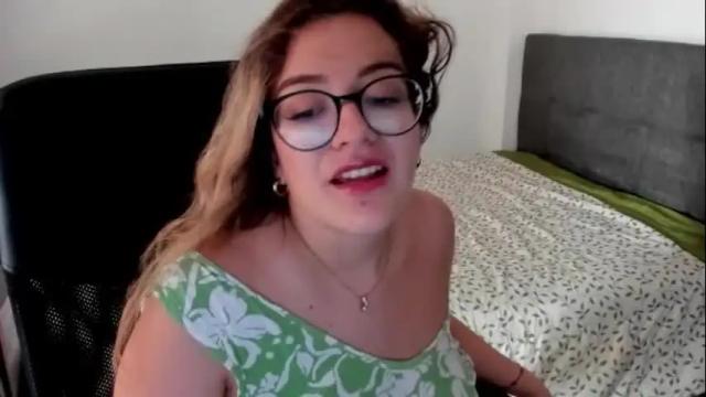 Image 2 of miss_ema1 Stream on Chaturbate on 22 days ago