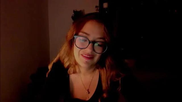 Image 7 of miss_ema1 Stream on Chaturbate on 16 days ago
