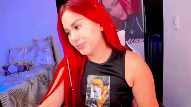 Image 2 of miss_emily99 Stream on Chaturbate on 22 months ago