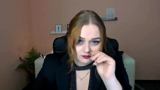 Image 10 of miss_freya1 Stream on Chaturbate on 19 months ago