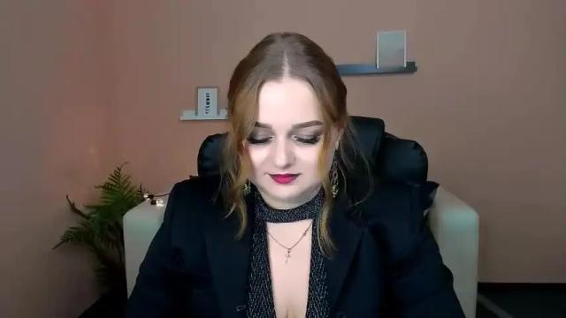 Image 12 of miss_freya1 Stream on Chaturbate on 19 months ago
