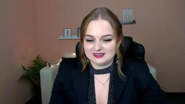 Image 3 of miss_freya1 Stream on Chaturbate on 19 months ago