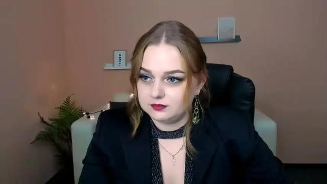 Image 4 of miss_freya1 Stream on Chaturbate on 19 months ago