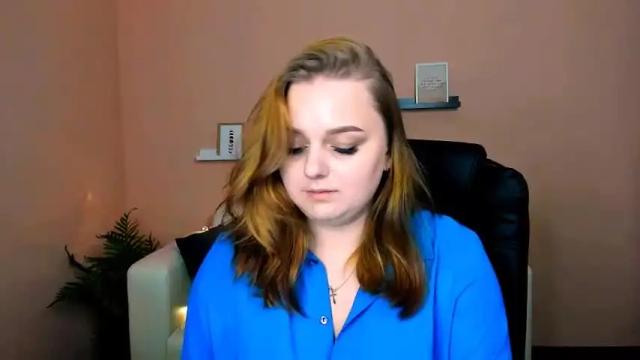 Image 2 of miss_freya1 Stream on Chaturbate on 19 months ago