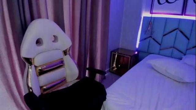 Image 2 of miss_georgina Stream on Chaturbate on 4 months ago