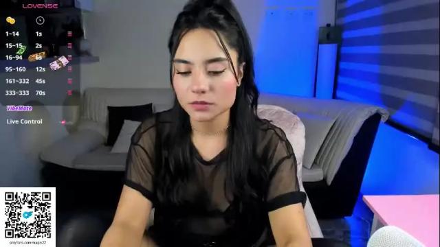 Image 3 of miss_ginebra_1 Stream on Chaturbate on 24 days ago