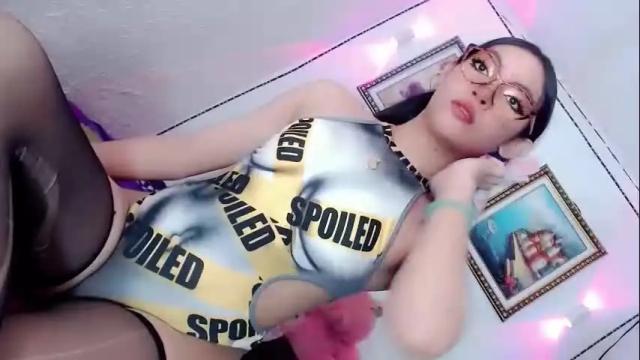 Image 2 of miss_hornydoll Stream on Chaturbate on 9 days ago