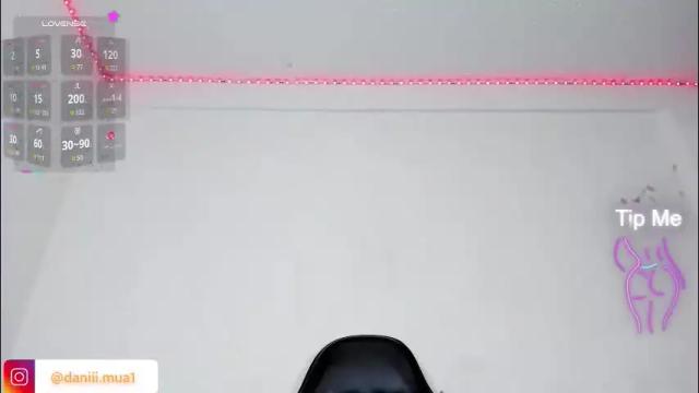 Image 11 of miss_kendalll Stream on Chaturbate on 1 month ago