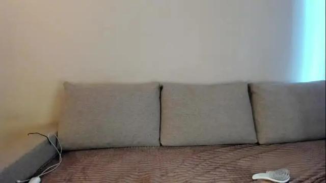 Image 3 of miss_kitty13 Stream on Chaturbate on 1 month ago