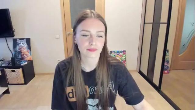 Image 3 of miss_kitty13 Stream on Chaturbate on 1 month ago