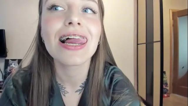 Image 4 of miss_kitty13 Stream on Chaturbate on 1 month ago