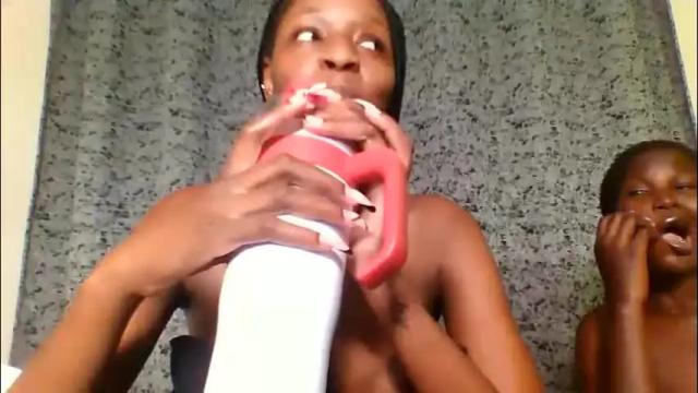 Image 4 of miss_kookie Stream on Chaturbate on 1 month ago