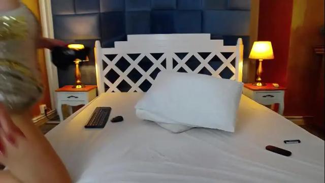 Image 2 of miss_kora Stream on Chaturbate on 1 month ago
