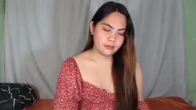 Image 4 of miss_lenaxxx Stream on Chaturbate on 25 months ago