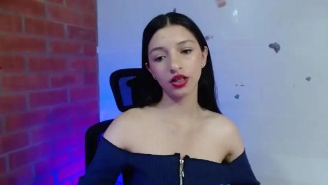 Image 10 of miss_luciaa Stream on Chaturbate on 18 months ago