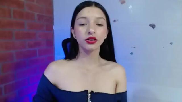 Image 2 of miss_luciaa Stream on Chaturbate on 18 months ago