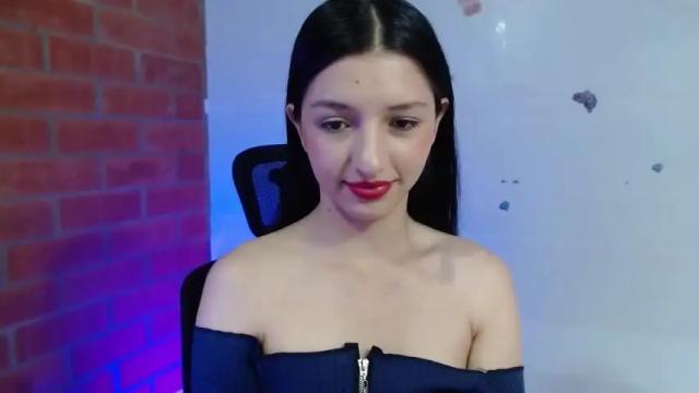 Image 3 of miss_luciaa Stream on Chaturbate on 18 months ago
