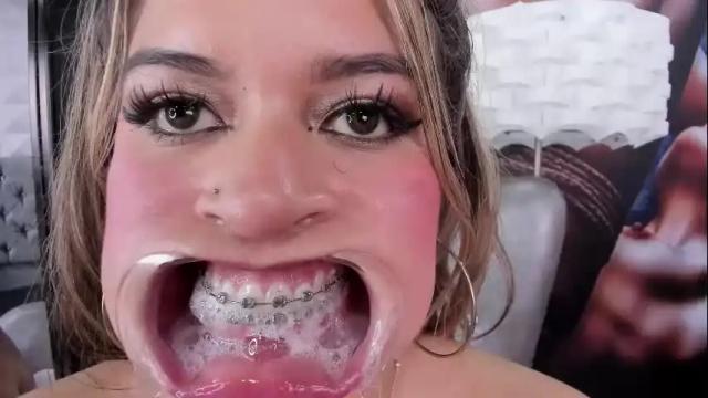 Image 12 of miss_lucyla Stream on Chaturbate on 1 month ago