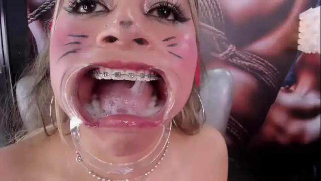 Image 6 of miss_lucyla Stream on Chaturbate on 1 month ago