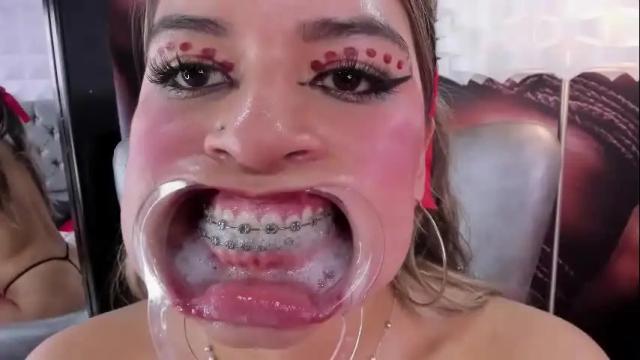 Image 10 of miss_lucyla Stream on Chaturbate on 25 days ago